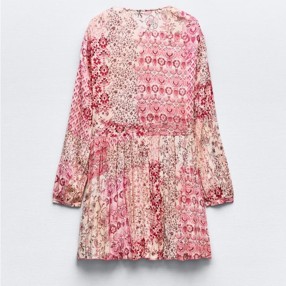 PATCHWORK PRINT MINI DRESS - Picture 4 of 15